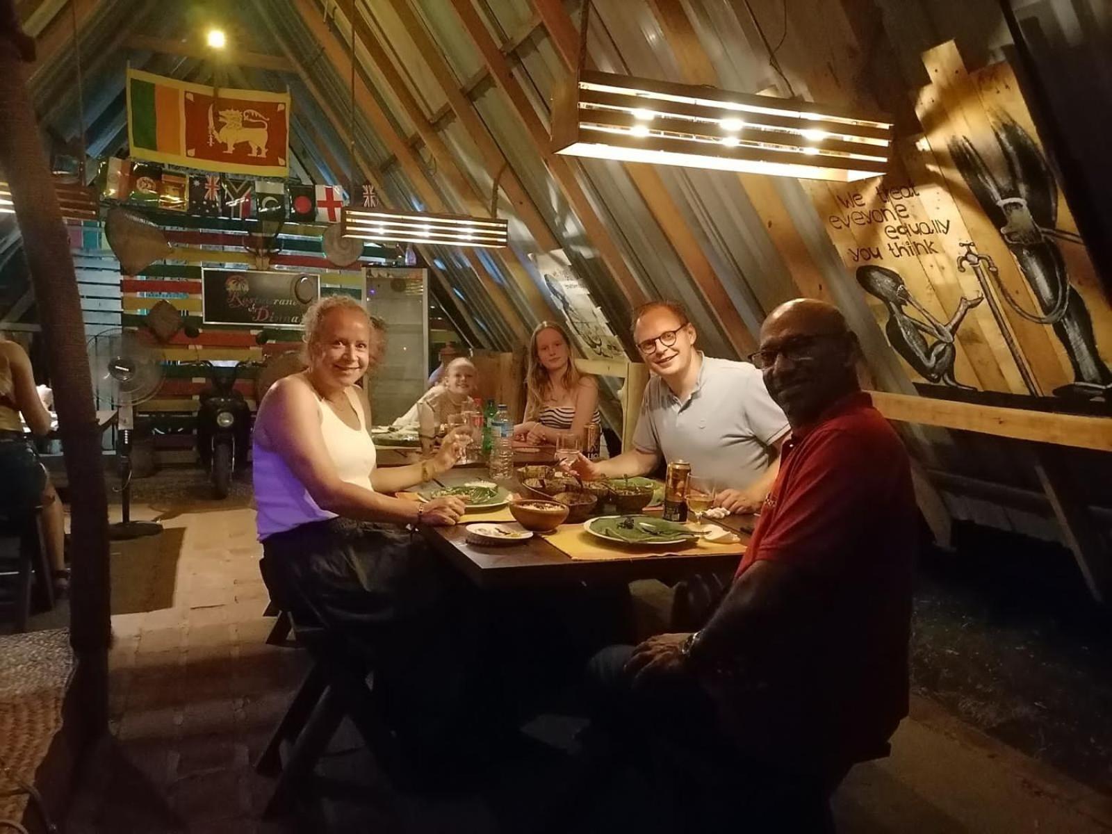 Dinna Nature Hostel Sigiriya Eksteriør bilde