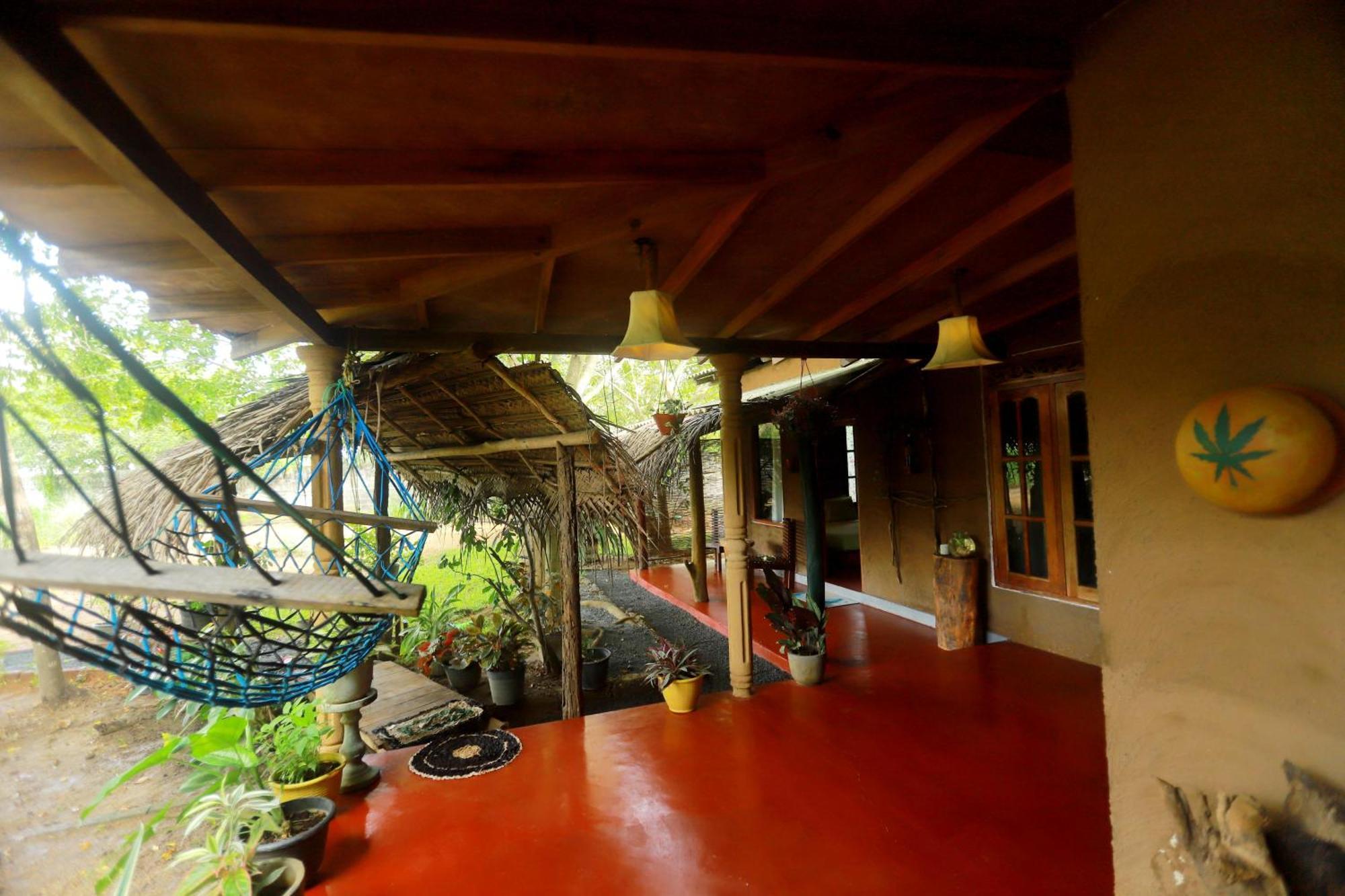 Dinna Nature Hostel Sigiriya Eksteriør bilde
